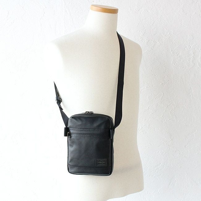 PORTER GUARDショルダーバッグ 高級感 美品 使用3回 入手困難モデル