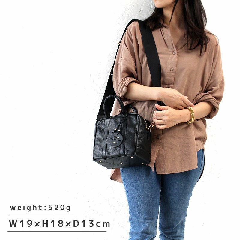 000000006074-09.jpg?size=xl&w= 000000006074-09.jpg?size=xl&w=