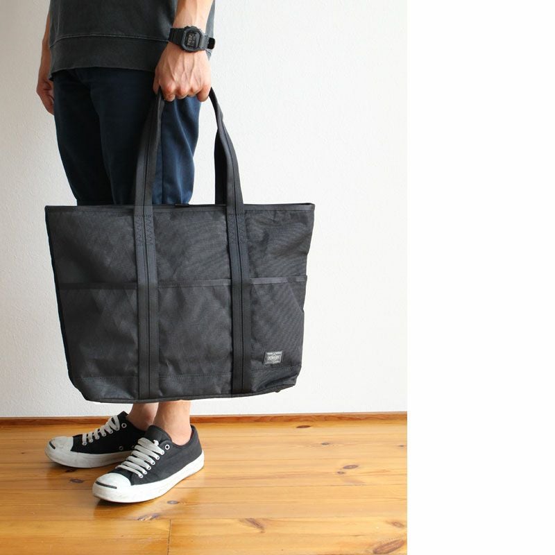 000000006692-02.jpg?size=xl&w=