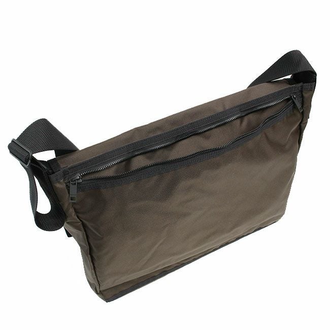 PORTER ポーター フラット メッセンジャーバッグS | TOZAI NANBOKUYA