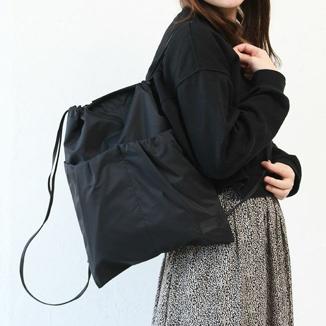 000000006925-03.jpg?size=xl&w=