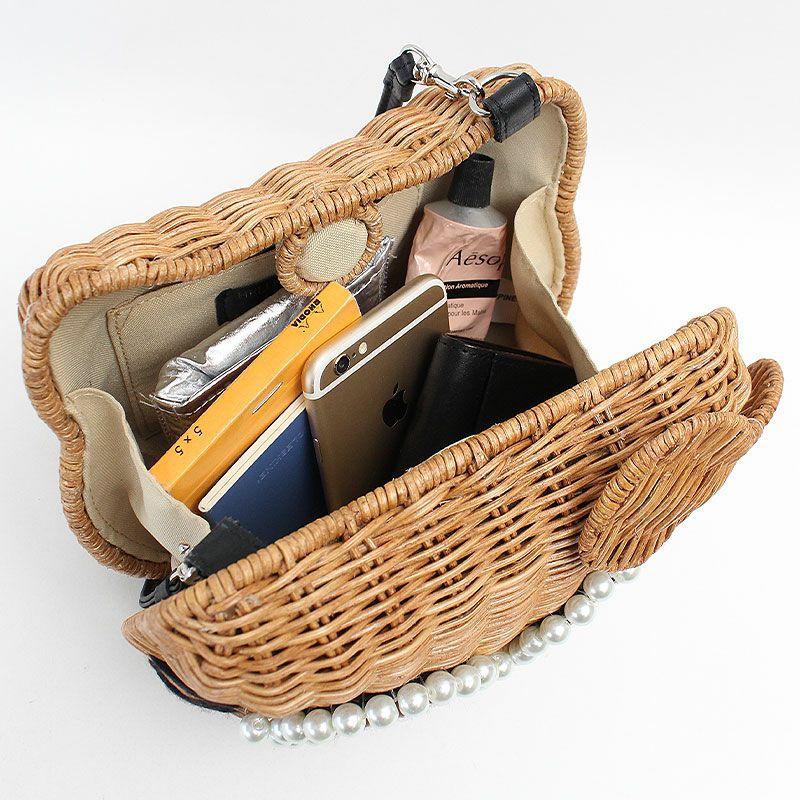 a-jolie ハローキティ かごバッグ | TOZAI NANBOKUYA