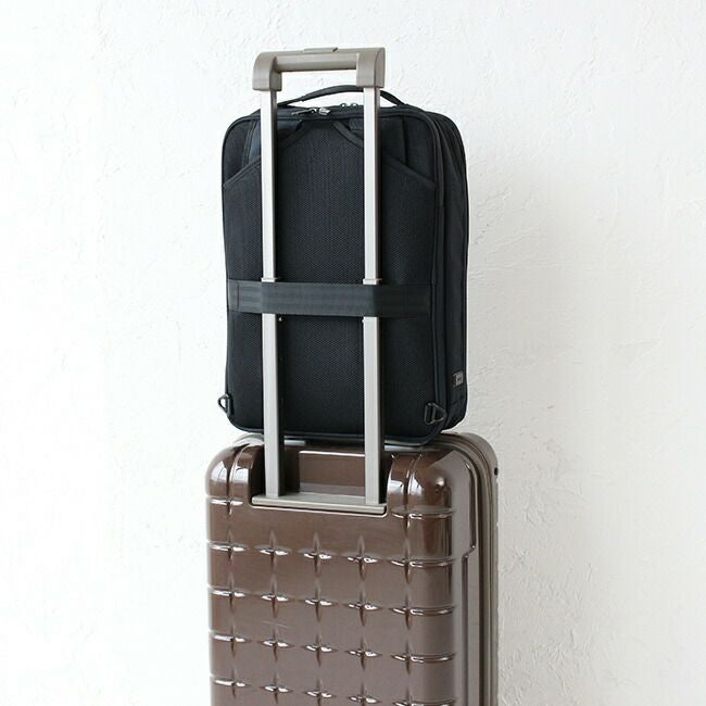 ace. GENE ガジェタブル バックパック | TOZAI NANBOKUYA