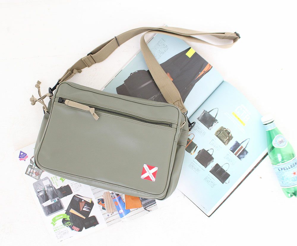 LUGGAGE LABEL ラゲッジレーベル ライナー ショルダーバッグ | TOZAI