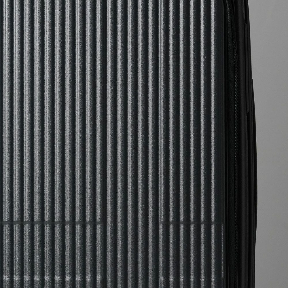 innovator エクストリームジャーニー スーツケース 38L | TOZAI NANBOKUYA