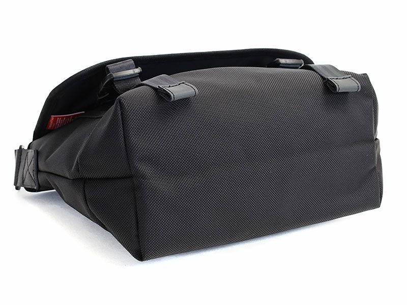 Manhattan Portage ブラックレーベル ショルダーバッグ | TOZAI NANBOKUYA