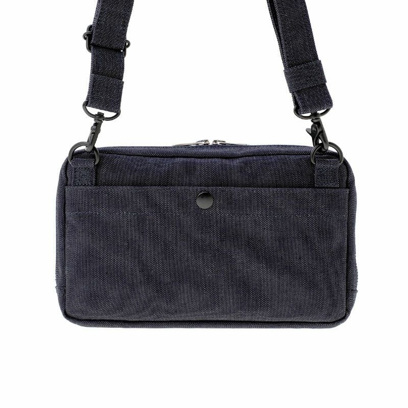 000000010864-09.jpg?size=xl&w= 000000010864-09.jpg?size=xl&w=