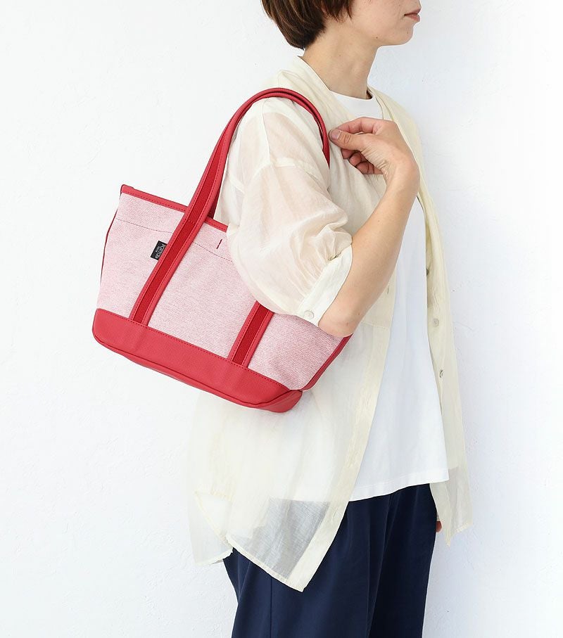000000010875-07.jpg?size=xl&w=