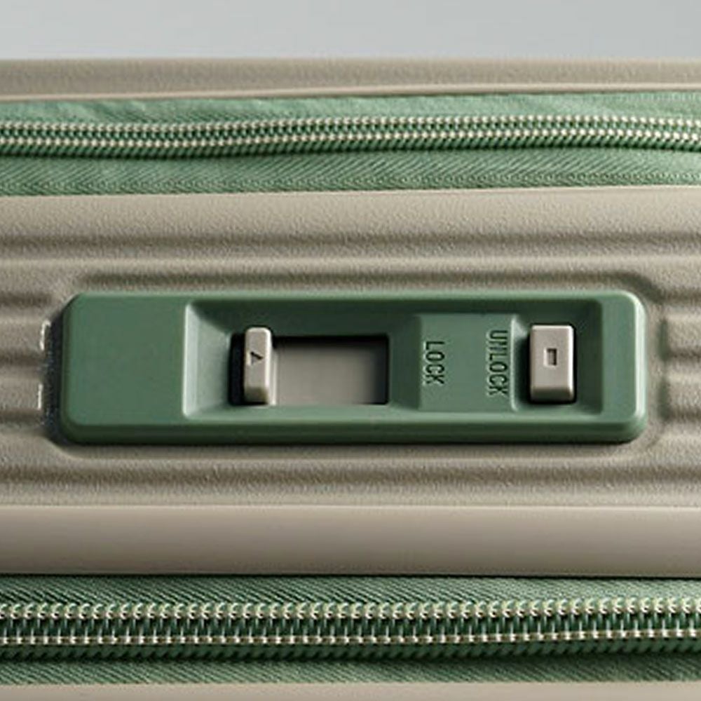 innovator エクストリームジャーニー スーツケース 62L | TOZAI NANBOKUYA