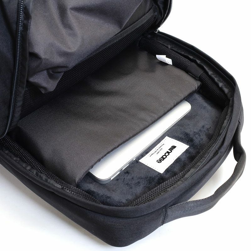 Incase City バックパック | TOZAI NANBOKUYA