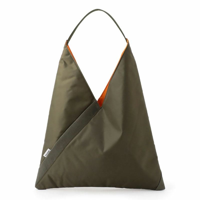 BRIEFING チルト トートバッグ | TOZAI NANBOKUYA