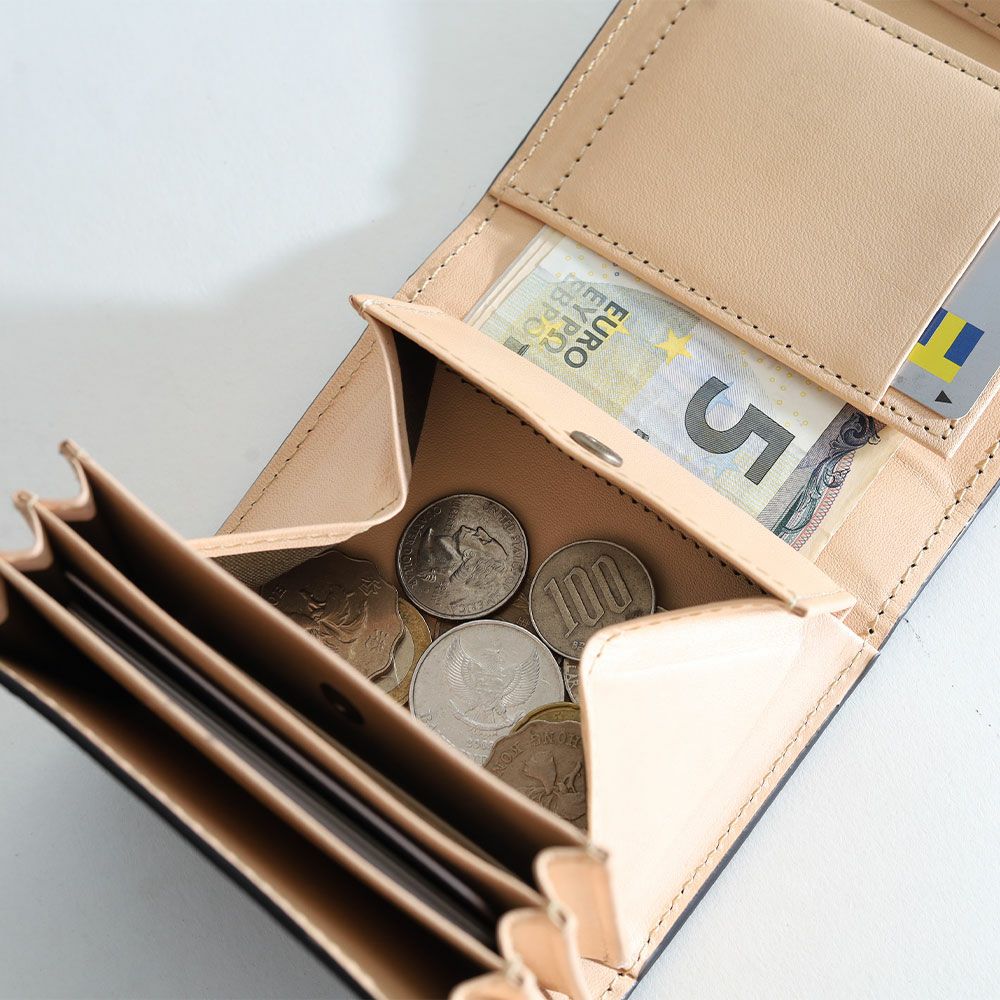 000000012410-06.jpg?size=xl&w=