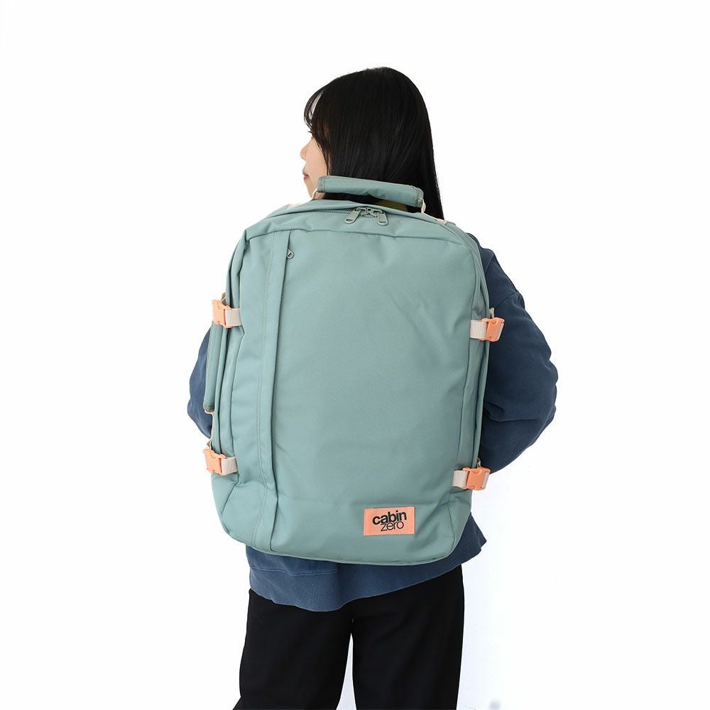 CABINZERO クラシック44L リュックサック | TOZAI NANBOKUYA