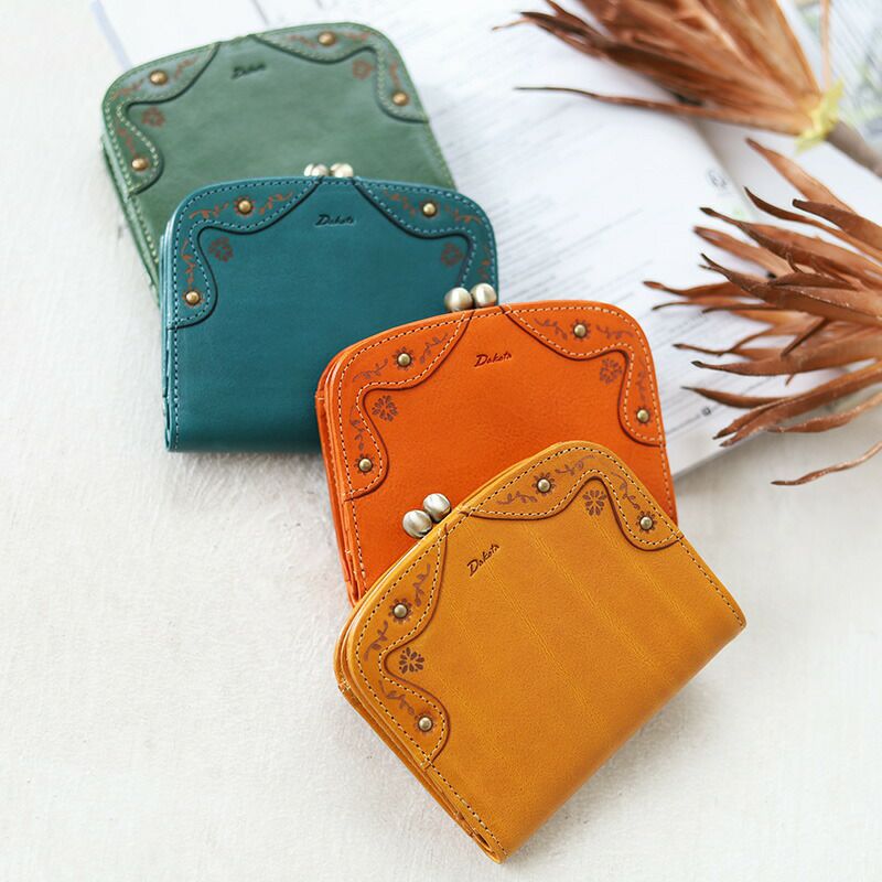 Dakota マーゴット 二つ折り財布 | TOZAI NANBOKUYA