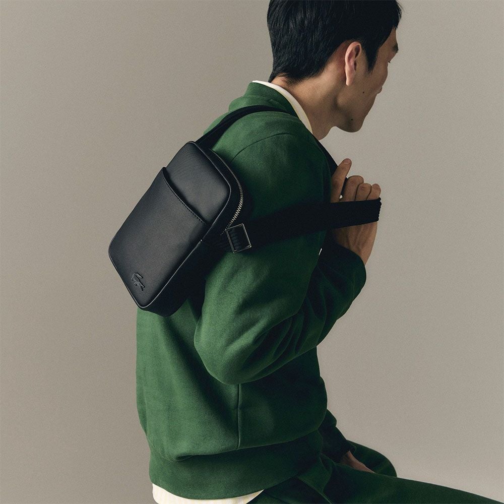 LACOSTE ショルダーバッグ | TOZAI NANBOKUYA