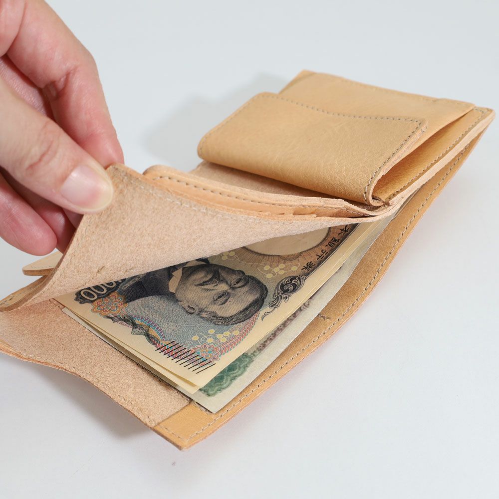 IL BISONTE 二つ折り財布 | TOZAI NANBOKUYA