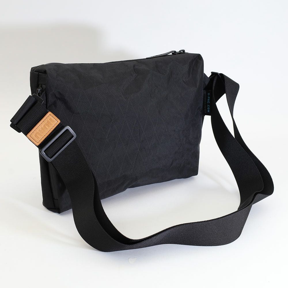 HURU Crossbody X-PAC ボディバッグ・ウエストバッグ | TOZAI NANBOKUYA
