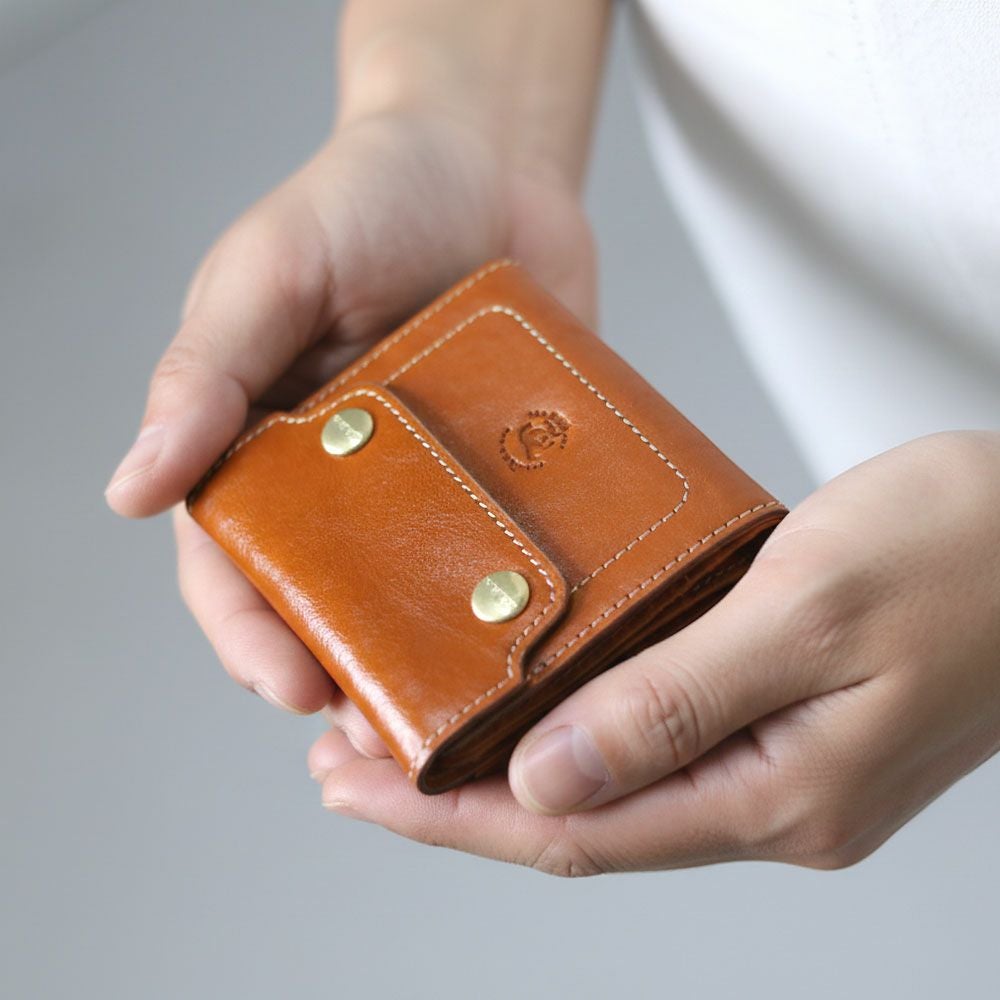 二つ折り財布 （ウォレット）　ノベルティ Dakota ヴィタミーナ 二つ折り財布 | TOZAI NANBOKUYA