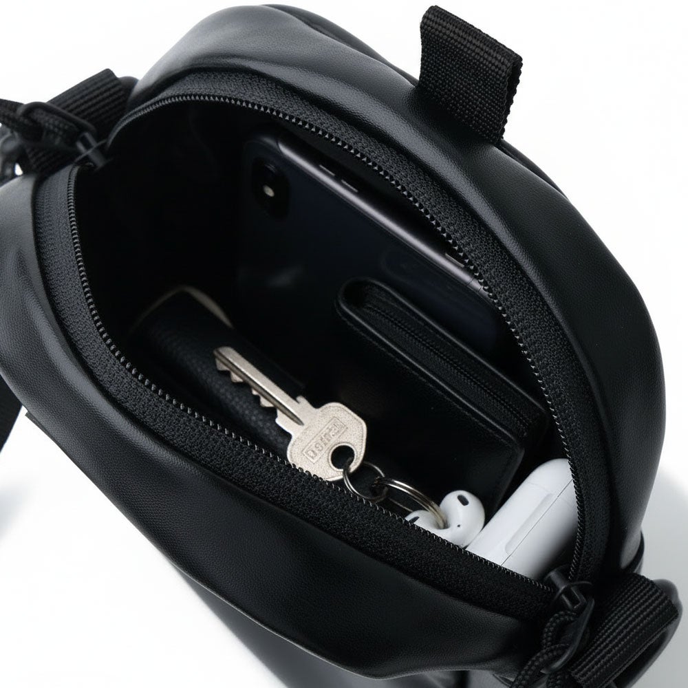 NEW ERA Shoulder pouch2 シンセティックレザー ショルダーポーチ 1.7L
