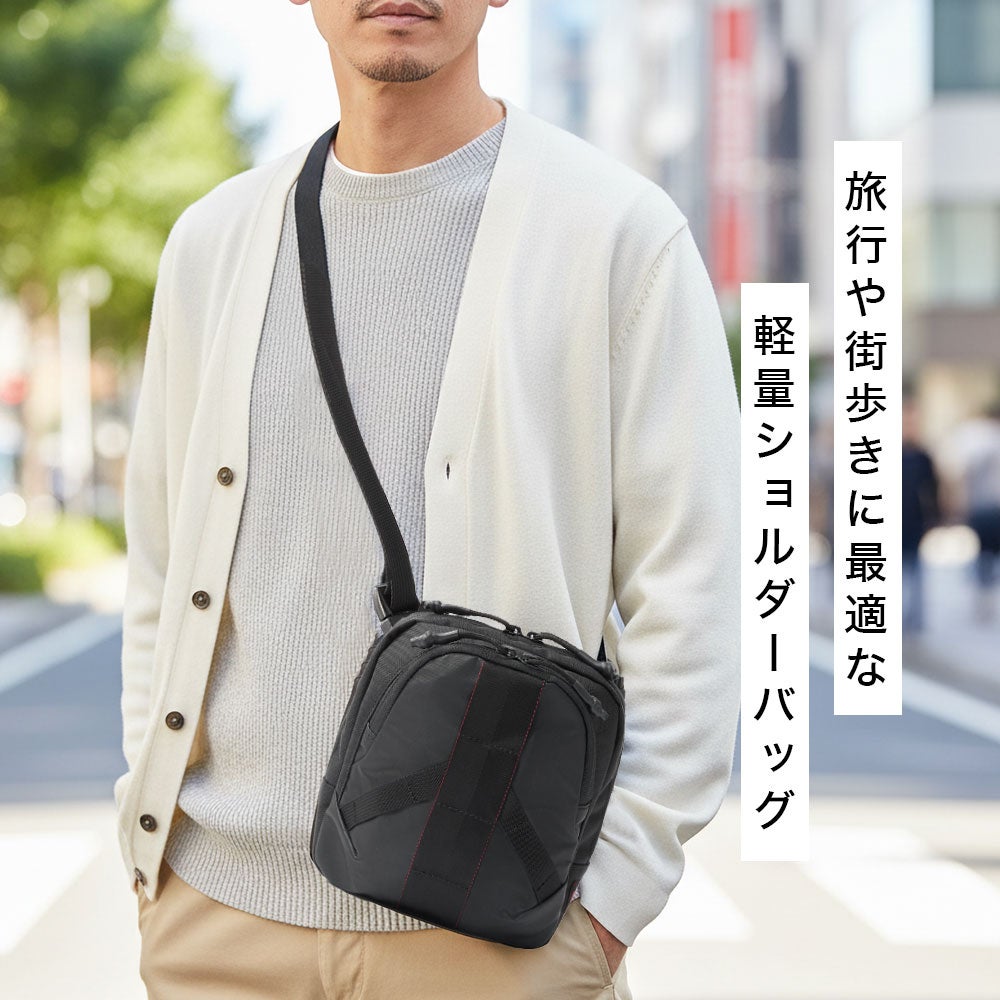 BRIEFING LESIT SQ SHOULDER ショルダーバッグ | TOZAI NANBOKUYA